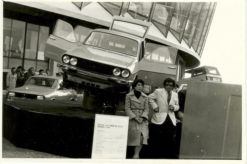 Cumpar carti postale romanesti vechi/foarte vechi